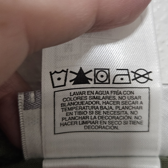 Disneyland Resort 3/4 length top size medium - Picture 7 of 14